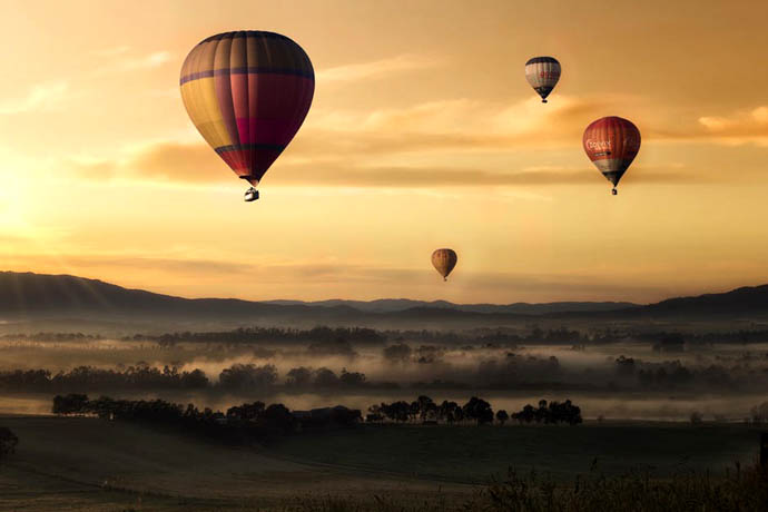 Hot air balloon rides in the Drakensberg